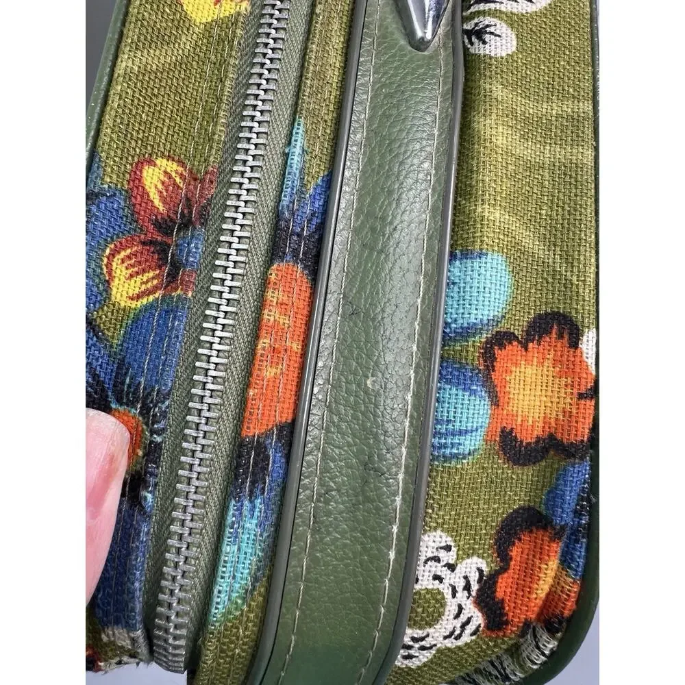 Vintage 1960s Floral Green Bantam Travel Bag Suitcase Retro Mod